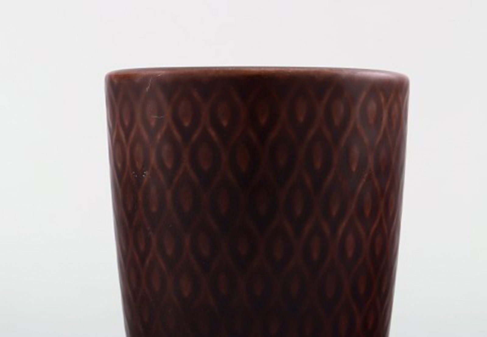 Nils Thorsson for Aluminia. "Marselis" faience vase with geometric pattern in beautiful ox blood - 3