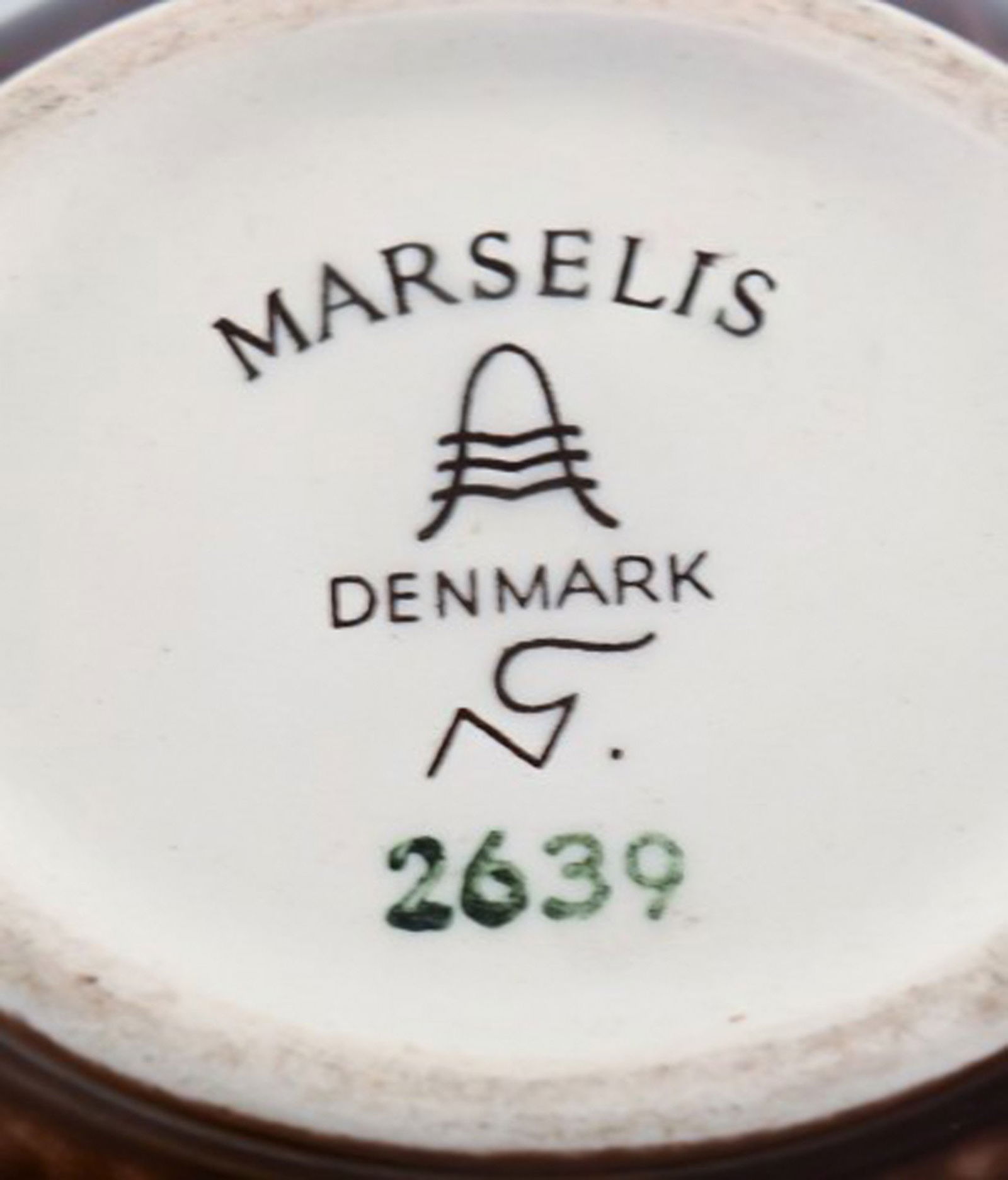 Nils Thorsson for Aluminia. "Marselis" faience vase with geometric pattern in beautiful ox blood - 6