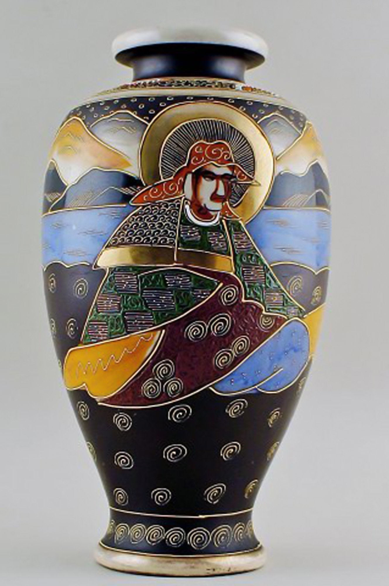 Large Japanese Satsuma earthenware vase. - 4