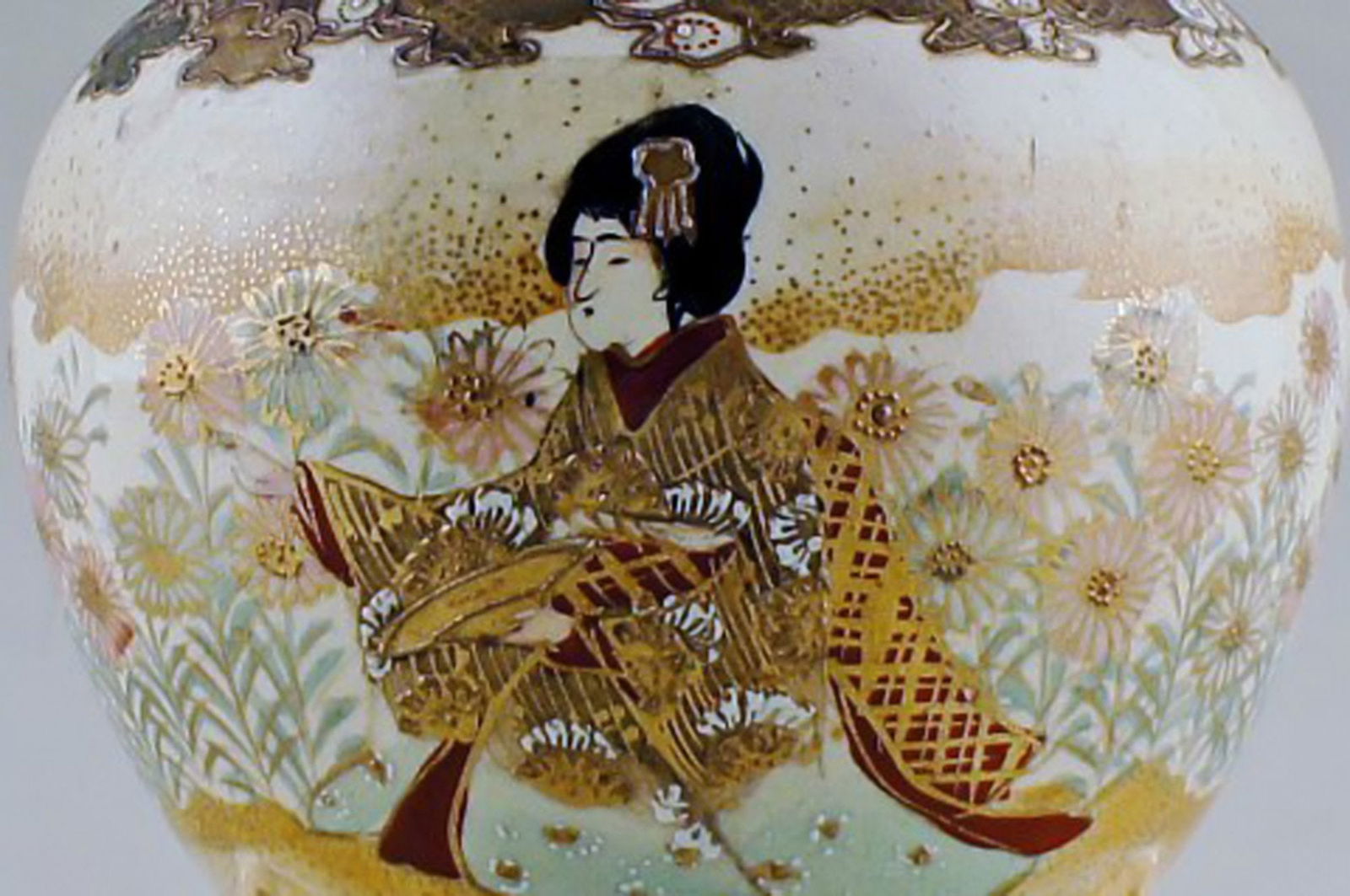 Satsuma earthenware jar with lid. - 2