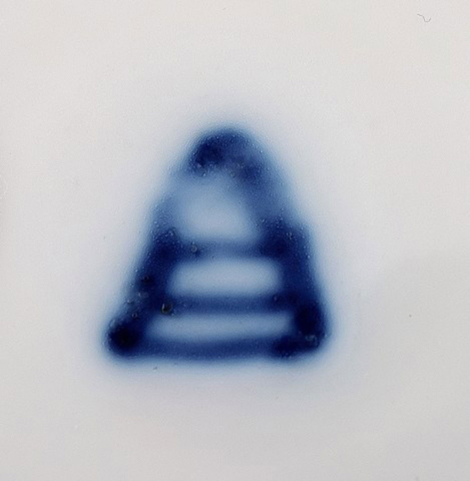 Large Vienna vase in porcelain. Richly decorated with flowers. - 5