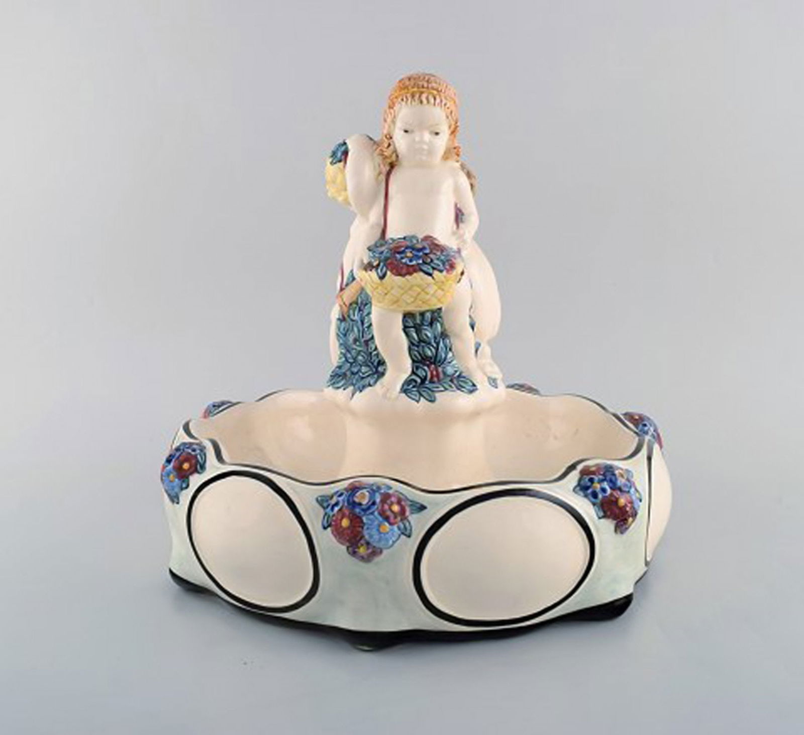 Wilhelm Süs (1861-1933) for Karlsruher Majolika. Large art nouveau compote in hand painted - 3
