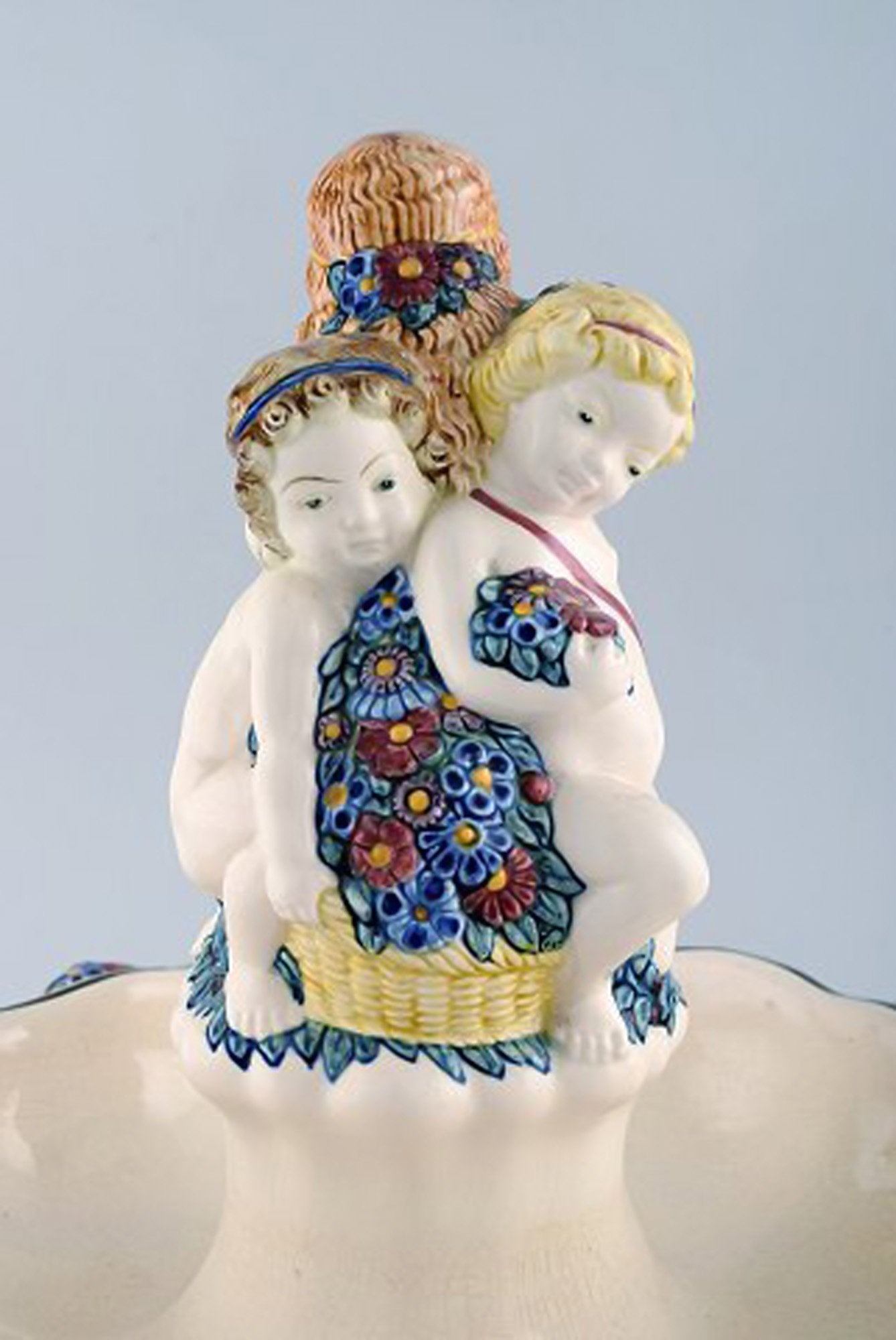 Wilhelm Süs (1861-1933) for Karlsruher Majolika. Large art nouveau compote in hand painted - 4