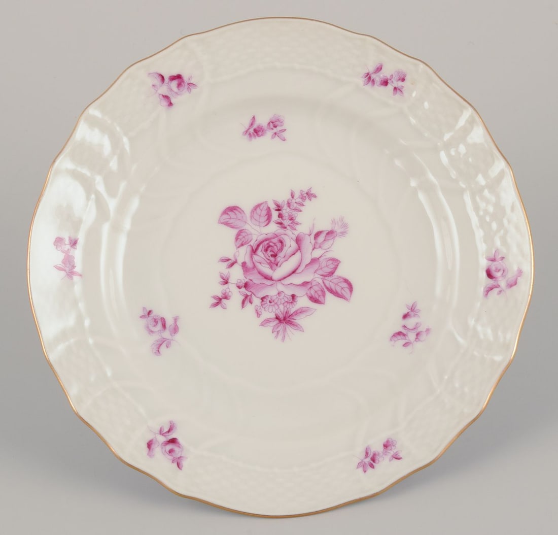 Herend, Hungary. A complete three-person coffee set in porcelain. Mid-20th C. - 6