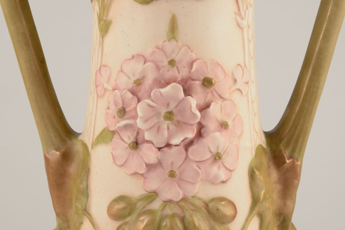 Royal Dux, Czech Republic. Colossal Art Nouveau vase in porcelain with floral relief. Approx. 1920s. - 7