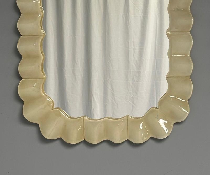 Modern Ruffle Wall Mirrors, White Murano Glass, Brass, Italy, 21st c. - 11