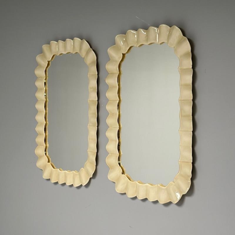 Modern Ruffle Wall Mirrors, White Murano Glass, Brass, Italy, 21st c. - 3
