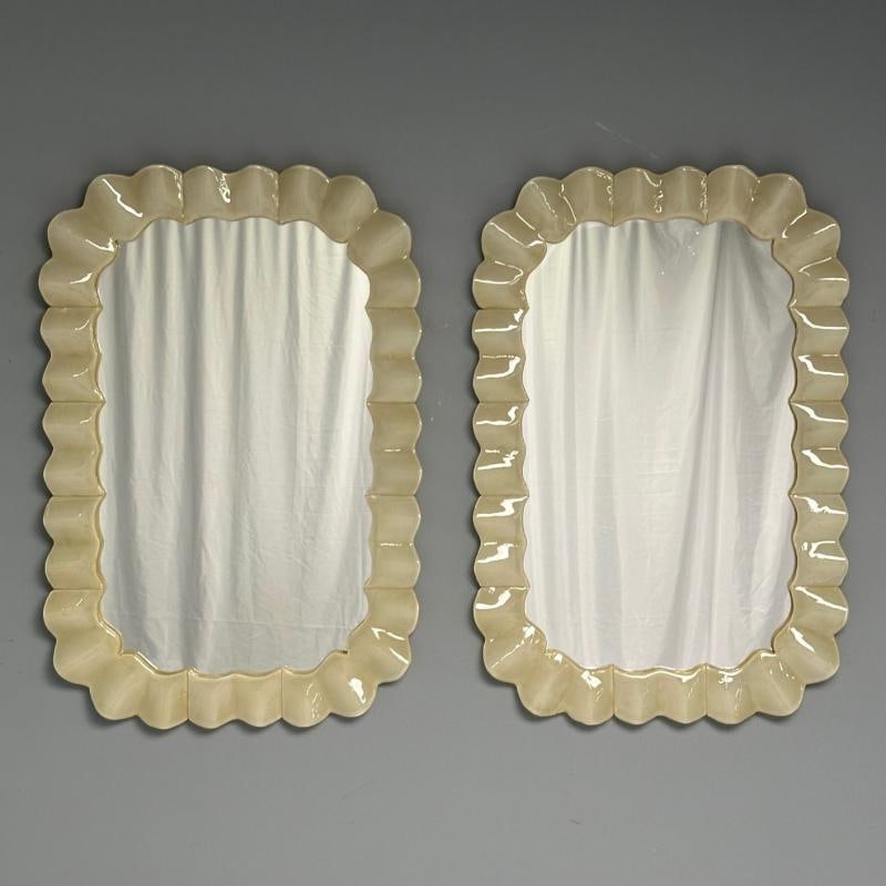 Modern Ruffle Wall Mirrors, White Murano Glass, Brass, Italy, 21st c. - 4