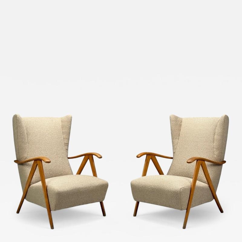 Italian Modern, Beige Boucle, Wood, Sculptural Lounge Chairs, Italy, 1960s: Title: Italian Modern, Beige Boucle, Wood, Sculptural Lounge Chairs, Italy, 1960s Description: Italian Mid-Century Modern, Beige Boucle, Wood, Sculptural Lounge Chairs, Italy, 1960s Pair of modernist