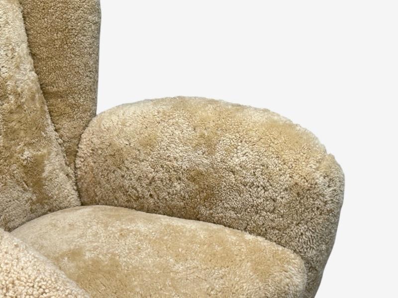 Meroni & Fossati, Beige Shearling, Stained Wood, Lounge Chairs, Italy, 1950s - 7