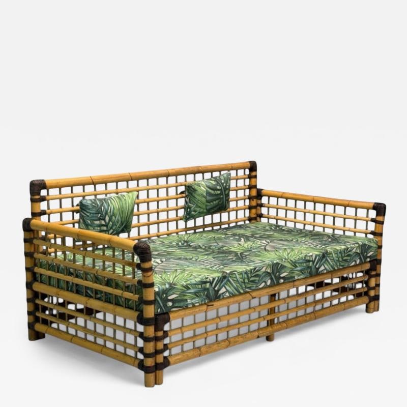 Studio Smania, Italian Modern, Bamboo, Cane, Fabric, Sofa, Italy, 1970s: Title: Studio Smania, Italian Modern, Bamboo, Cane, Fabric, Sofa, Italy, 1970s Description: Studio Smania, Italian Modern, Bamboo, Cane, Fabric, Sofa, Italy, 1970s An Indian cane and bamboo sofa