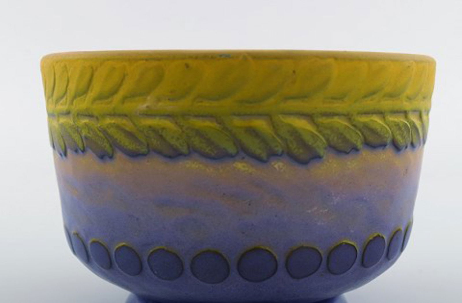 Gunnar Wennerberg for Gustafsberg. Antique unique bowl in glazed ceramics. Beautiful glaze in yellow - 5