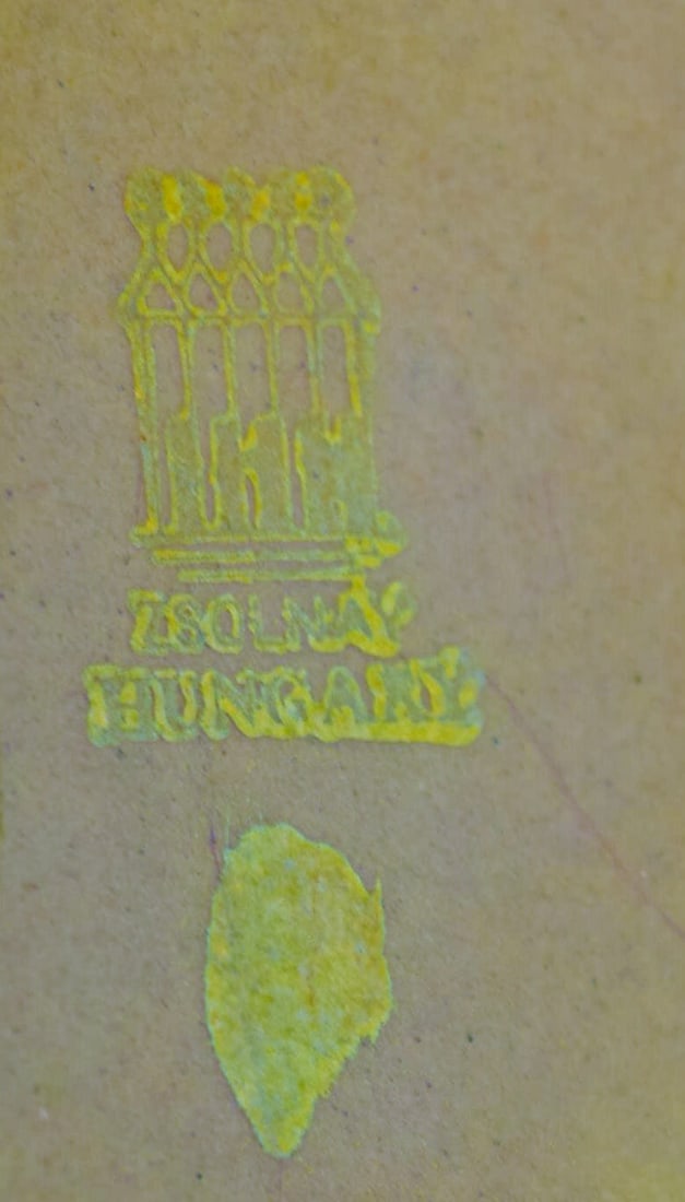 Art deco Zsolnay vase in glazed ceramics modeled with workers. Beautiful luster glaze. 1920s / 30s. - 8