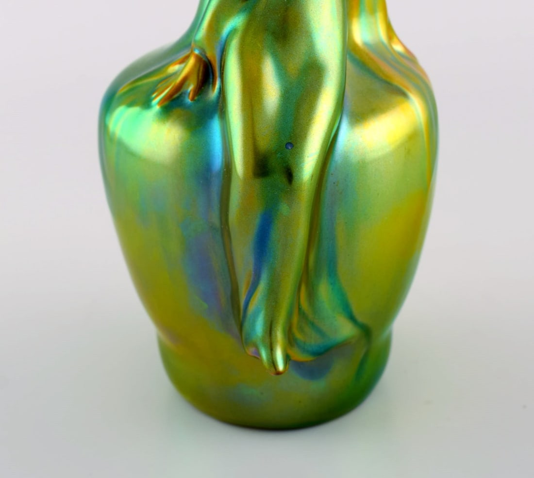 Zsolnay art nouveau vase in glazed ceramics modeled with sitting woman. Beautiful luster glaze. - 5