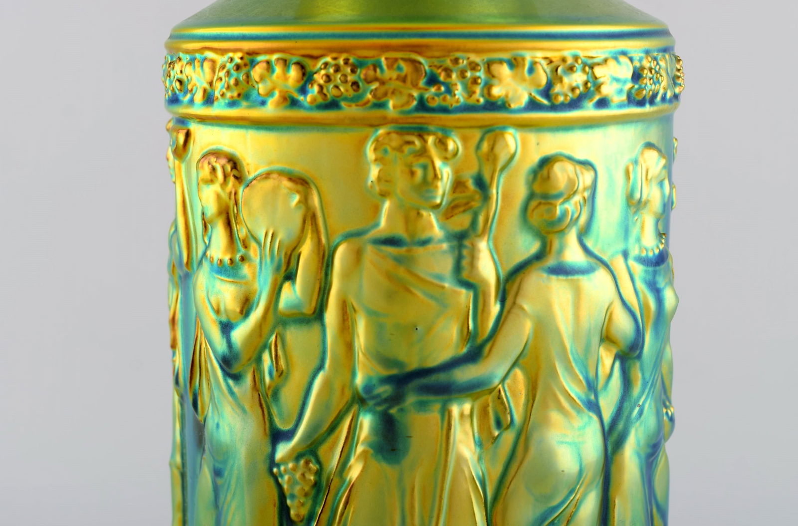 Unique Zsolnay vase in glazed ceramics. Beautiful eozin glaze. International exhibition of - 7