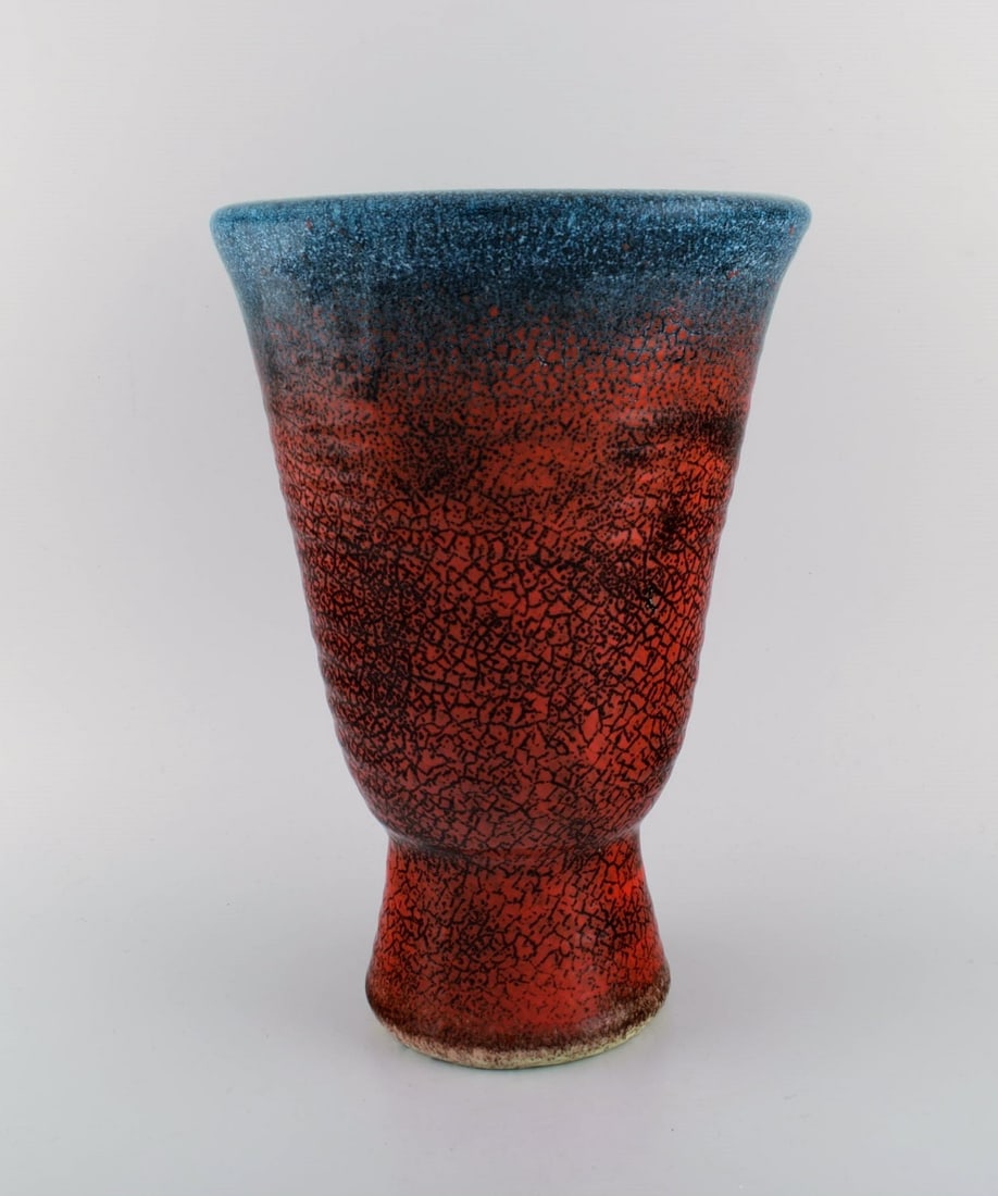 Accolay, France. Large art deco vase in glazed ceramics. Beautiful glaze in red and blue shades. - 2