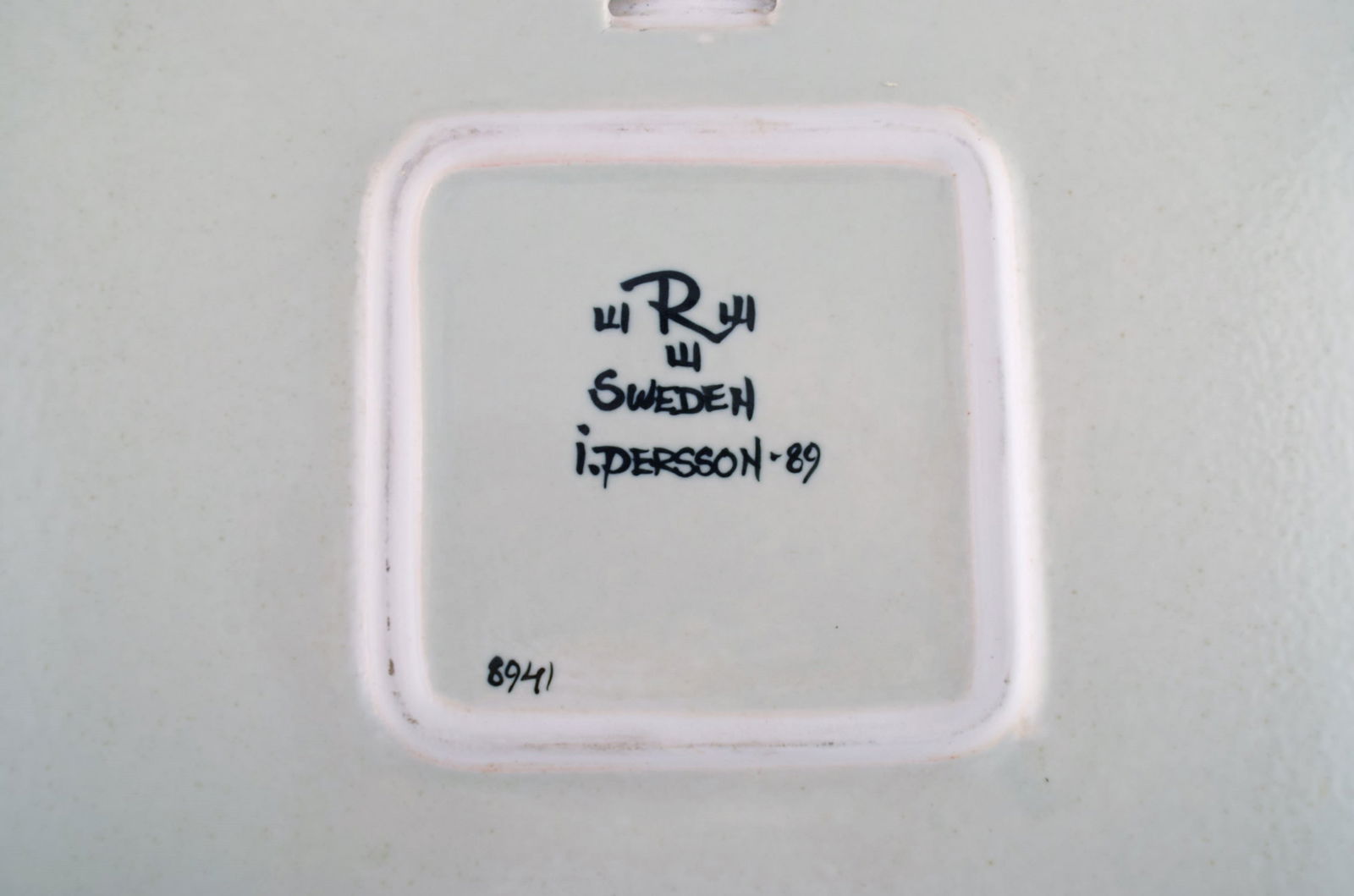 Inger Persson (b. 1936) for Rörstrand. Large square dish in glazed ceramics. Swedish design. - 5