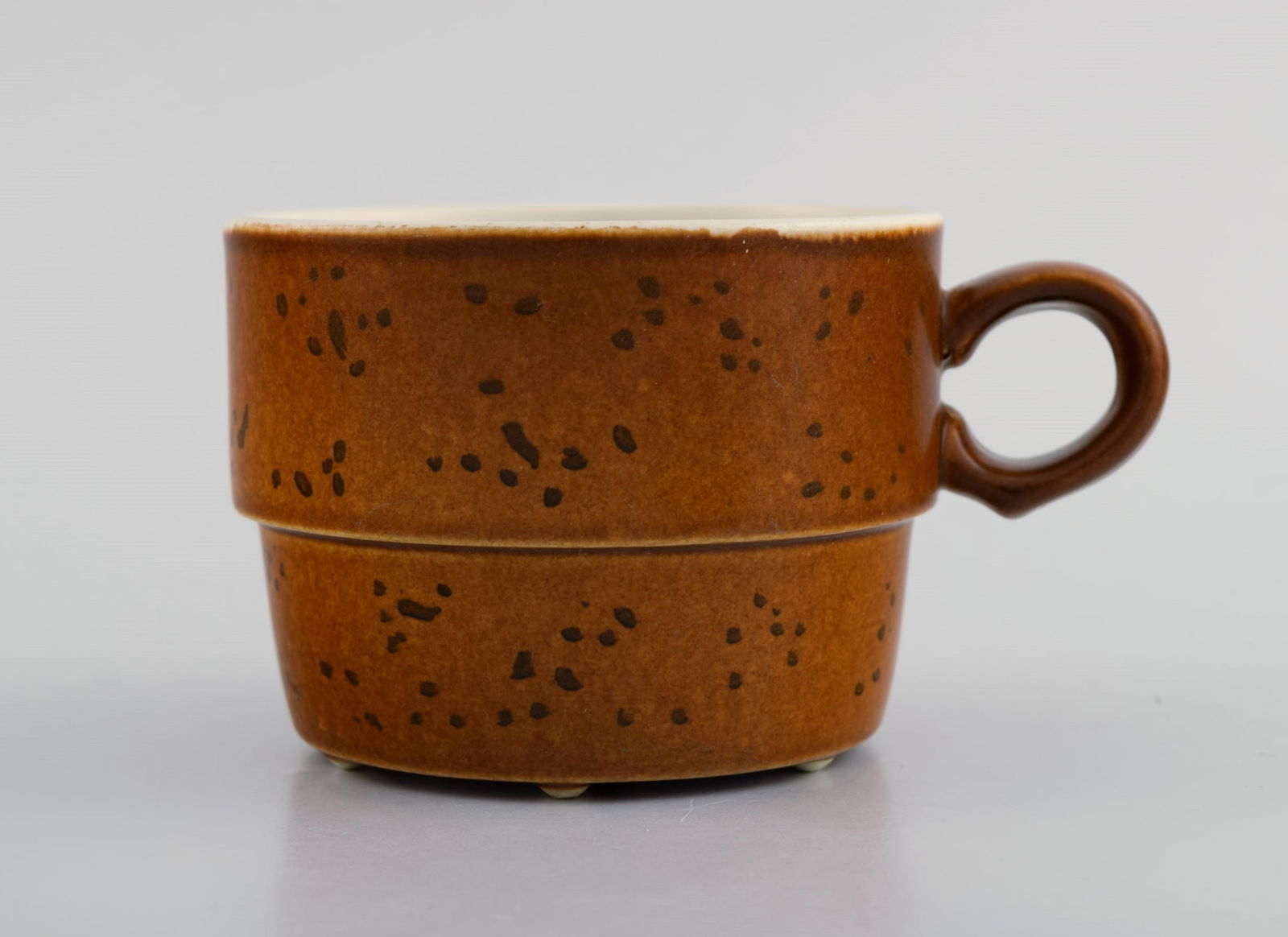 Stig Lindberg for Gustavsberg. Coq coffee service for seven people. Rustic design, 1960s. - 3