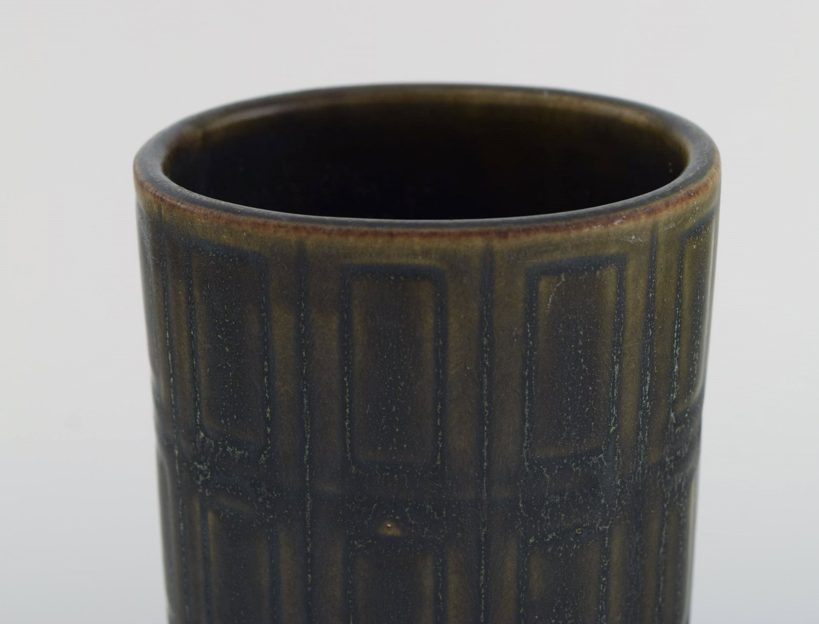 Arabia, Finland. Vase in glazed in ceramics. Beautiful glaze in dark green shades. 1960's. - 5