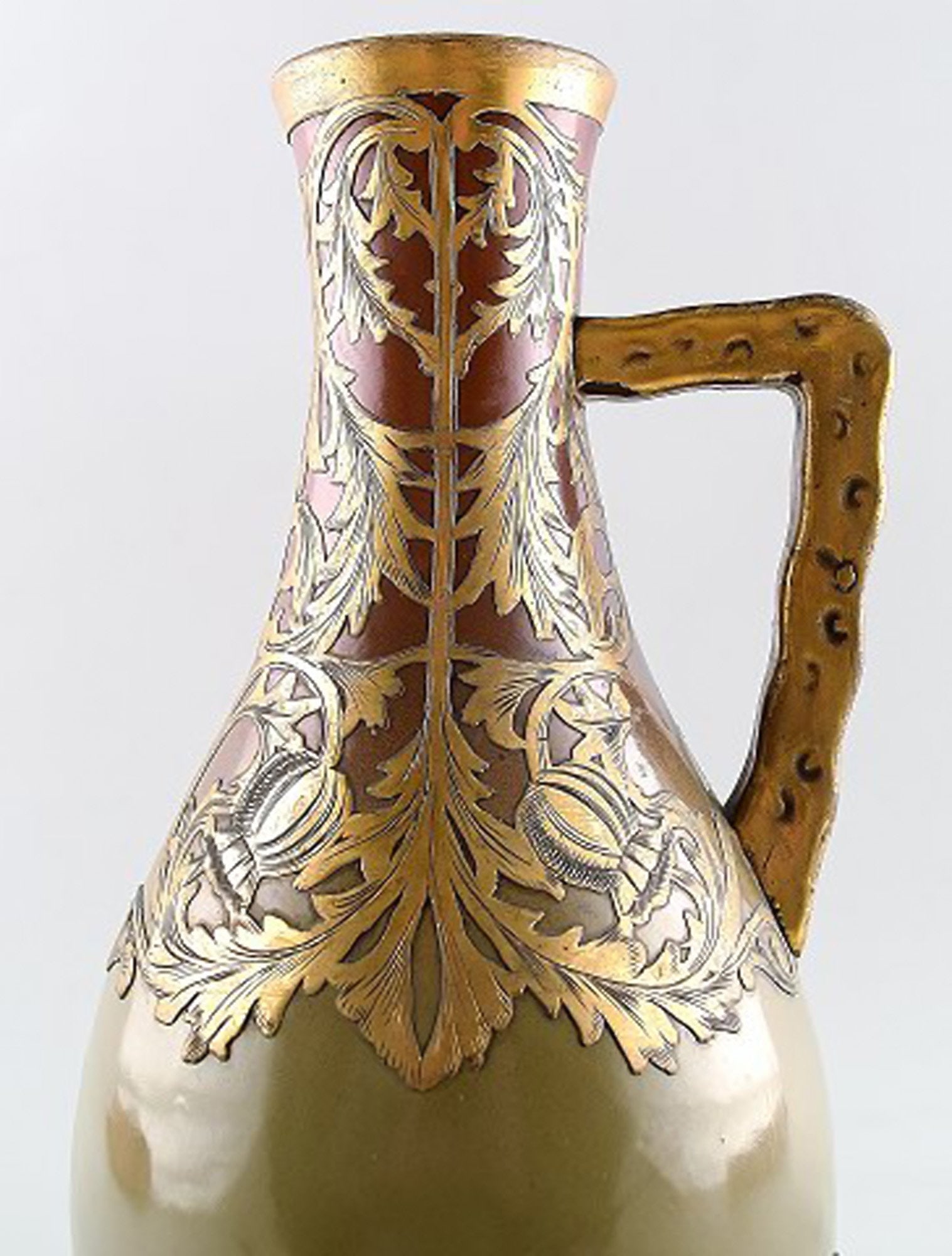 French, Sarreguemines Art Nouveau pitcher in ceramics, app. 1910. - 2