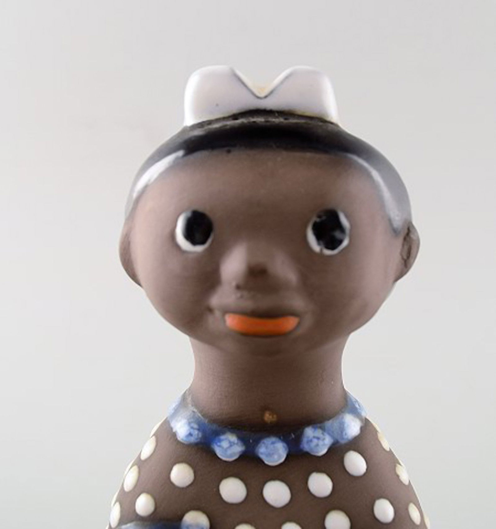 Mari Simulson, Upsala-Ekeby. Signed. girl figure. - 3