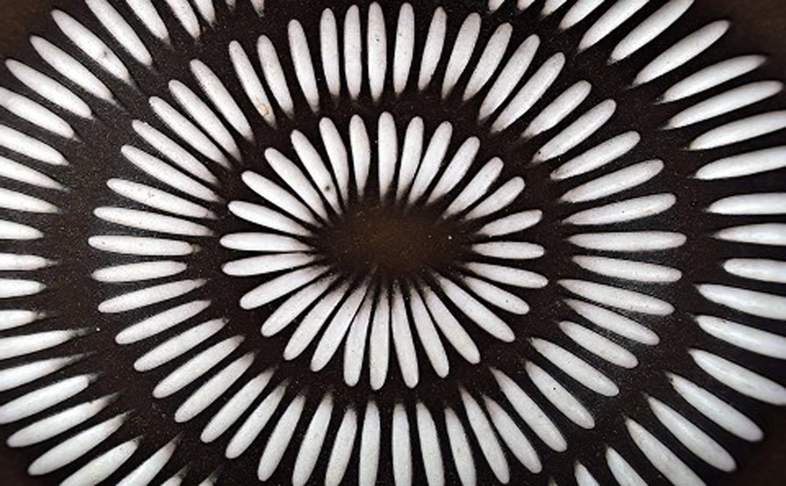 INGRID ATTERBERG Bowl for UPSALA EKEBY of SWEDEN. - 4