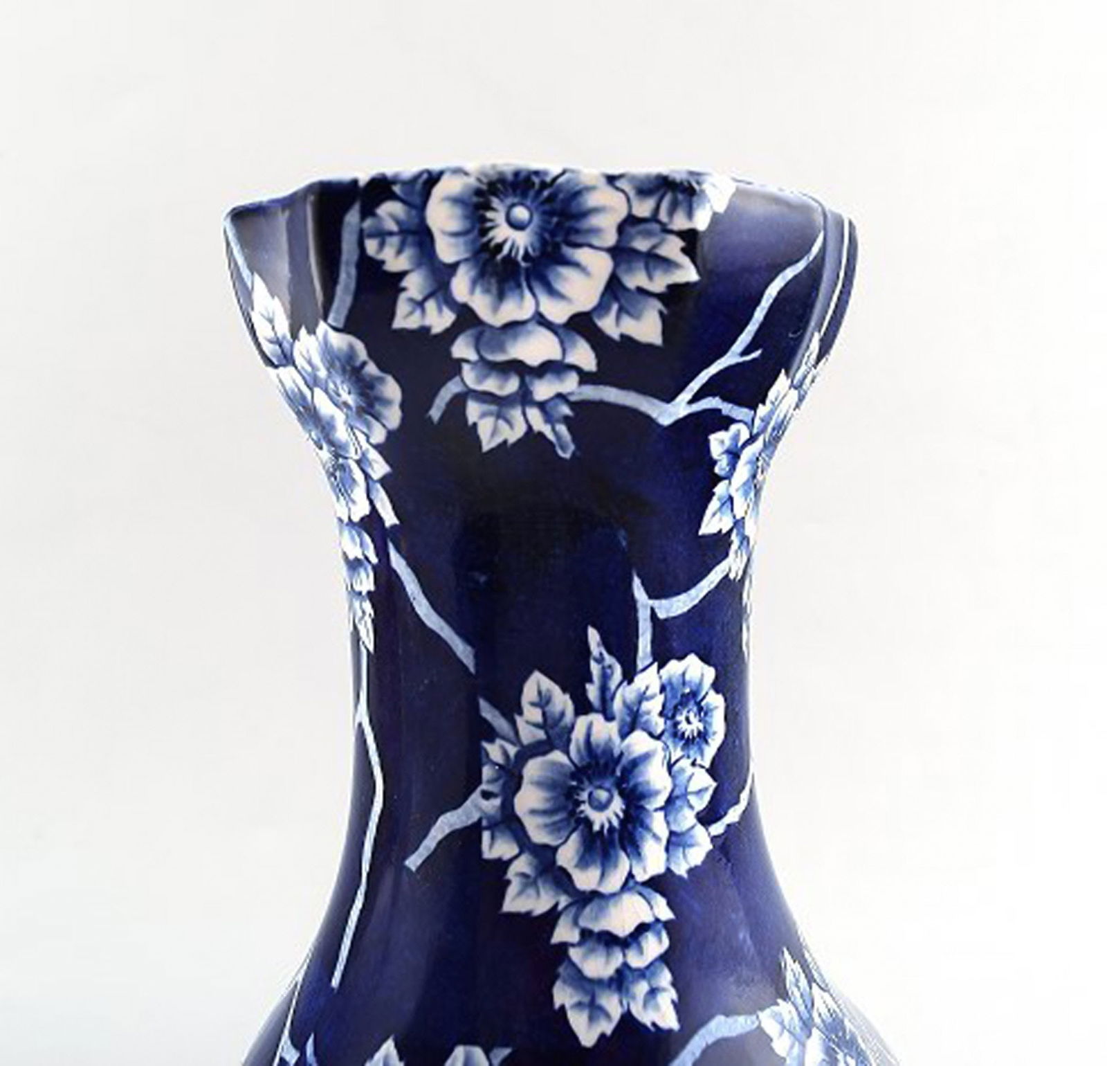Rörstrand "Nang-King" vase in earthenware decorated with flowers. - 2