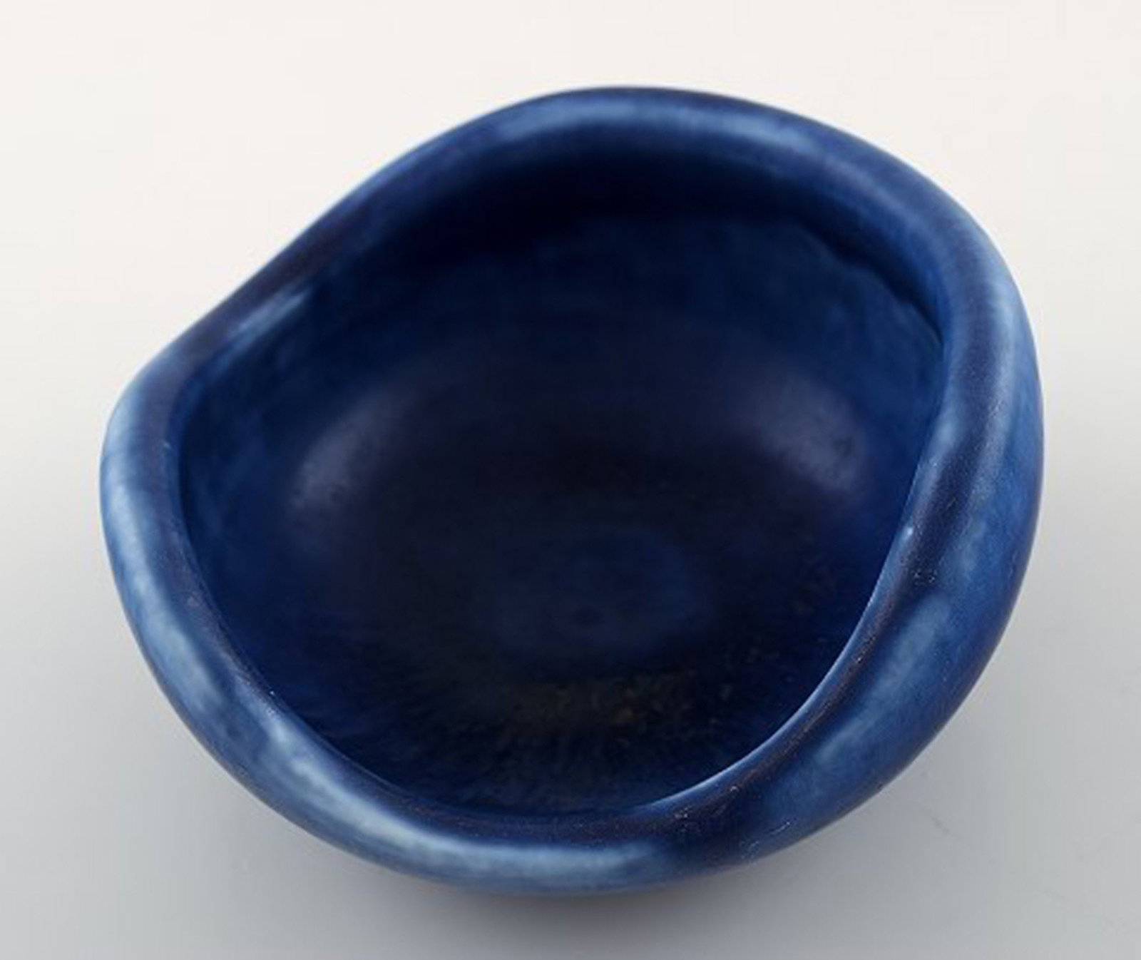 Gertrud Lönegren (1905-1970). Rörstrand, ceramic bowl. Late 1930 s. - 4