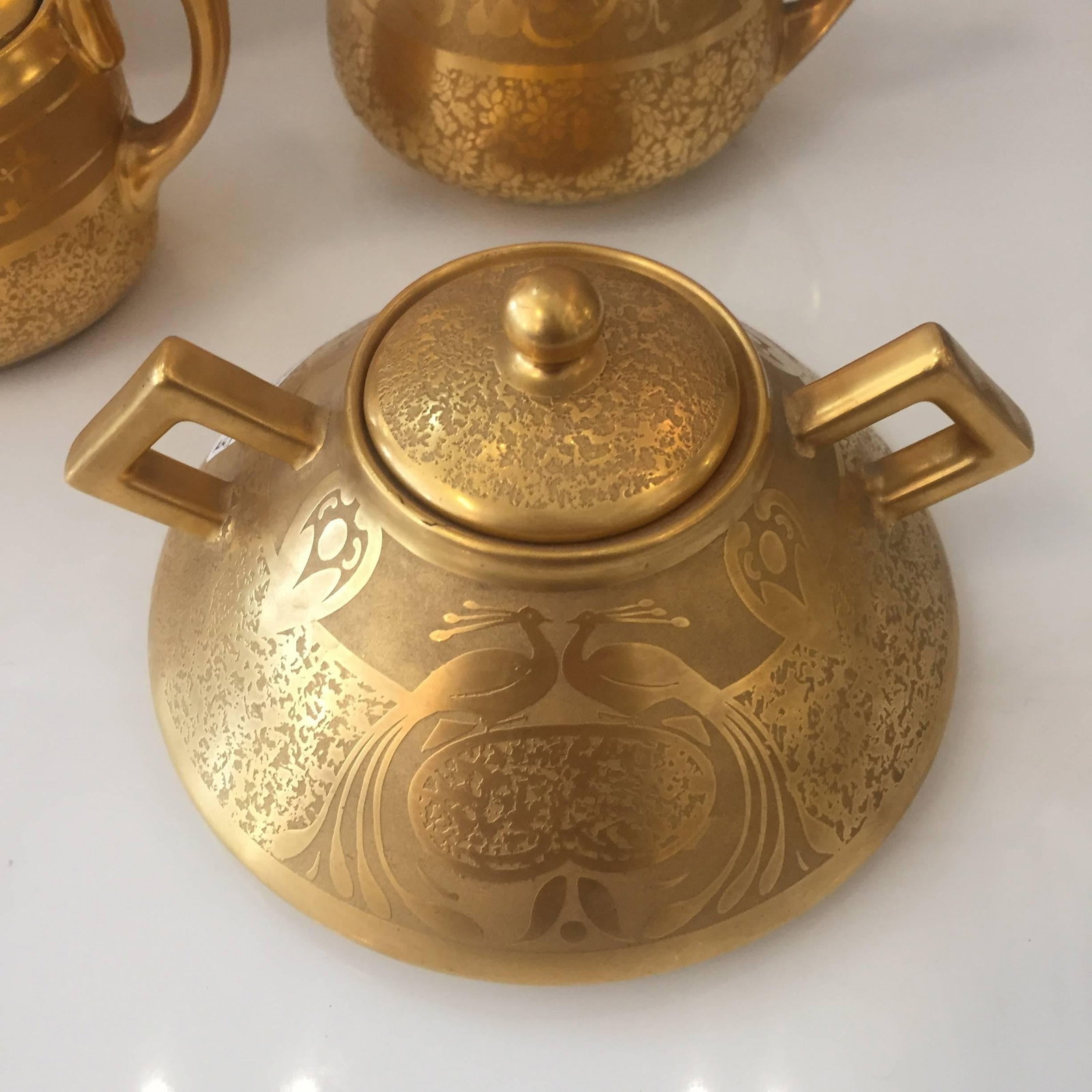 Set of Five Antique 18-Karat Porcelain Table Tea Limouge and Signed Osborne - 18