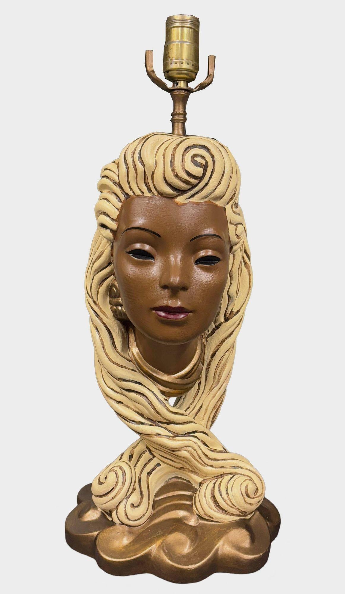 Mid-Century Female Bust Chalkware Lamp - 9