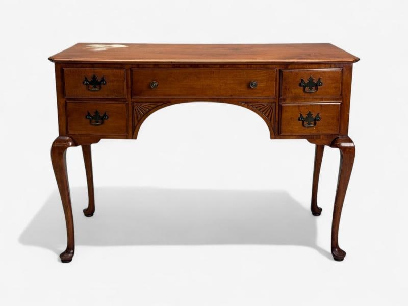 Queen Anne, Mahogany, Brass, Writing Desk, England, 1900s - 2