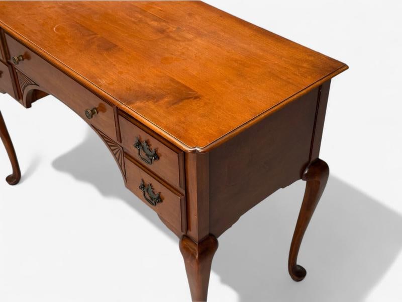 Queen Anne, Mahogany, Brass, Writing Desk, England, 1900s - 5