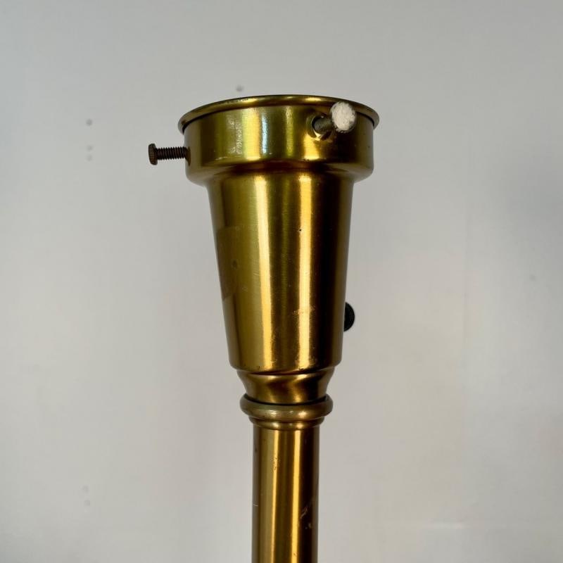Single Hollywood Regency Style Brass Table / Desk Lamp - 5