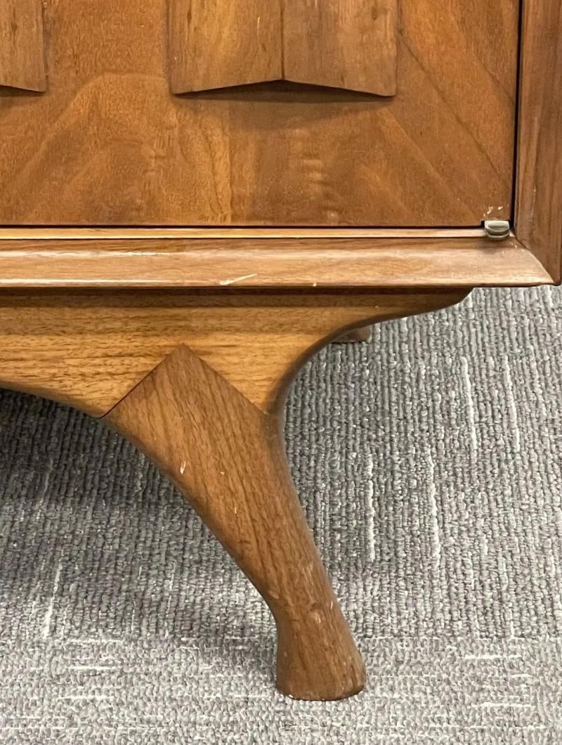 An Irish Mid-Century Modern Breakfront, China Cabinet, Showcase, Display Unit - 7