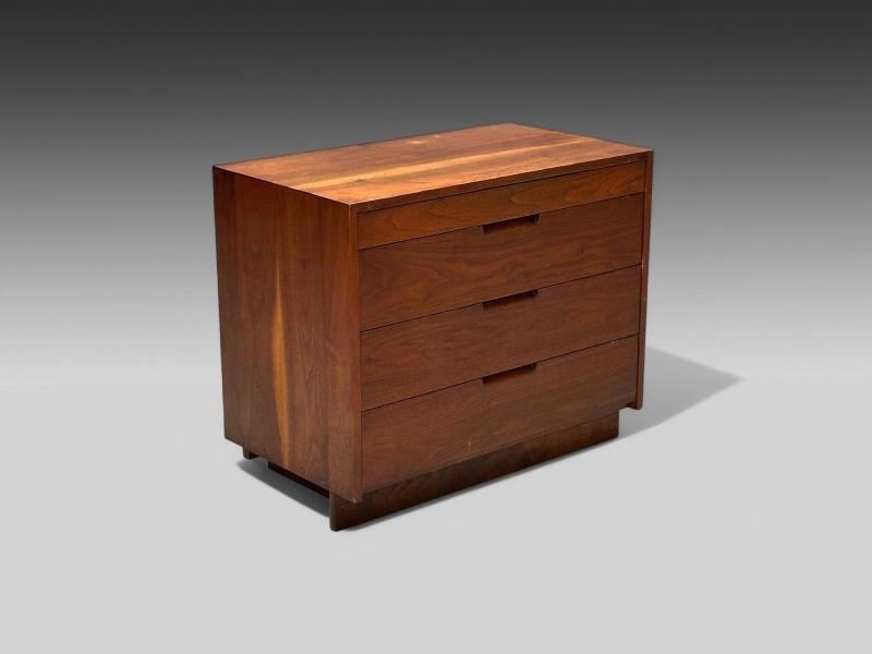 George Nakashima, Mid-Century Modern, Sap Walnut, Rare Nightstand, USA, 1957 - 2