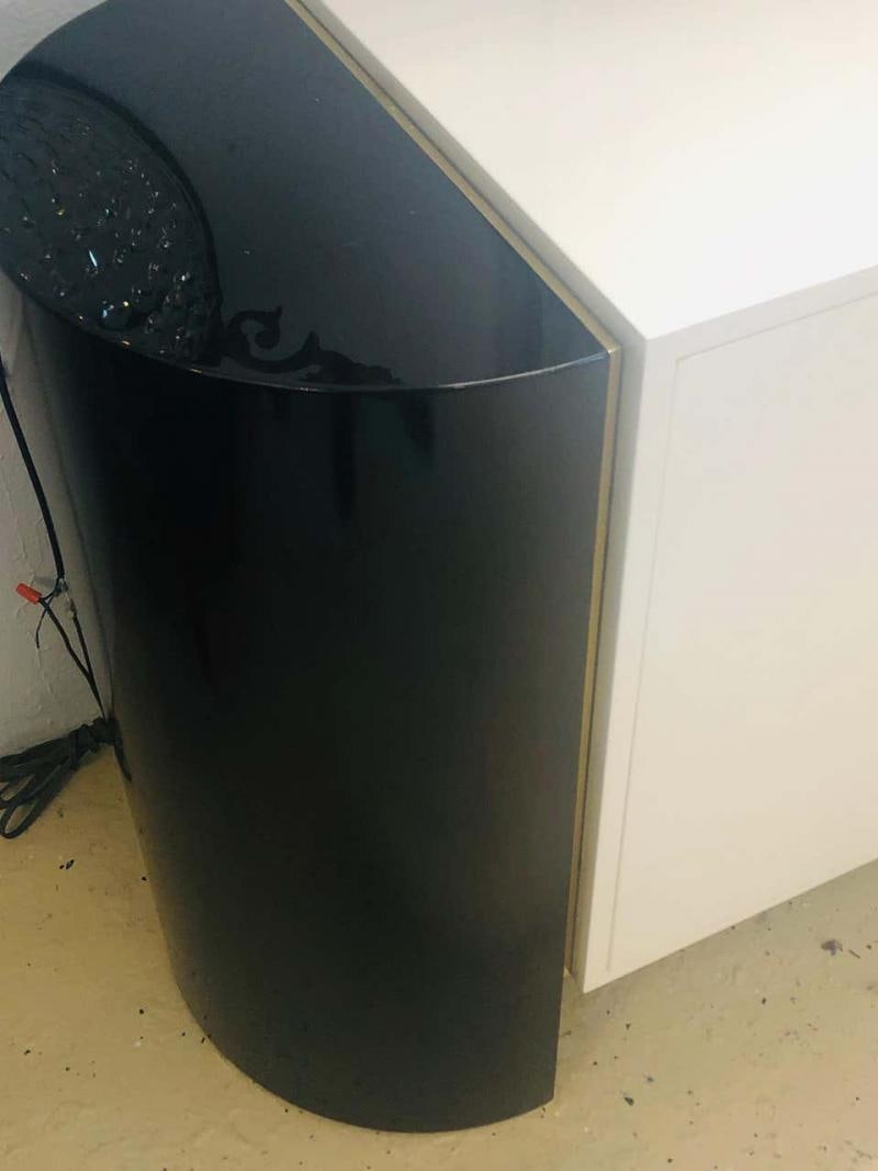 Mid-Century Modernist Long Black and White Lacquered Credenza Sideboard Cabinet - 4