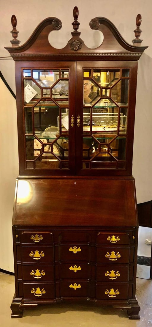 Pennsylvania House Secretary Desk / Bookcase in the Chippendale Style - 5