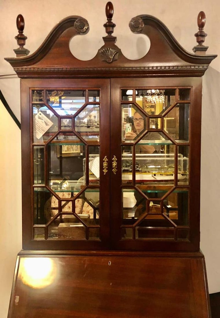 Pennsylvania House Secretary Desk / Bookcase in the Chippendale Style - 6