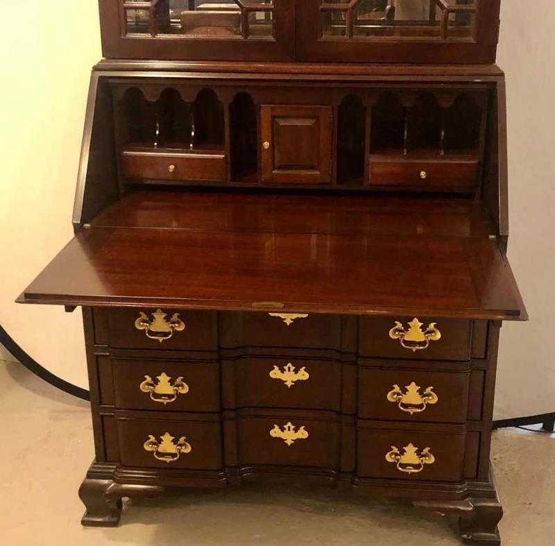 Pennsylvania House Secretary Desk / Bookcase in the Chippendale Style - 9