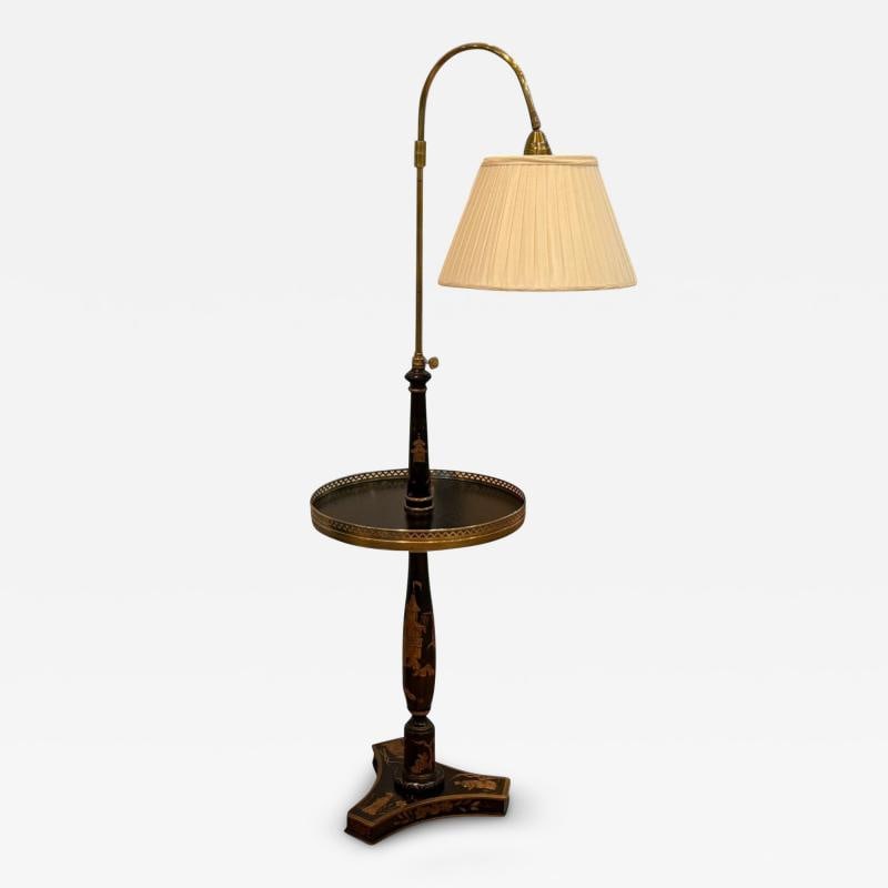 Chinoiserie Style, Crackle Lacquer, Giltwood, Floor Lamp with Shelf, USA, 20th C: Title: Chinoiserie Style, Crackle Lacquer, Giltwood, Floor Lamp with Shelf, USA, 20th C Description: Chinoiserie Style, Crackle Lacquer, Giltwood, Floor Lamp with Shelf, USA, 20th C A Chinoiserie styl