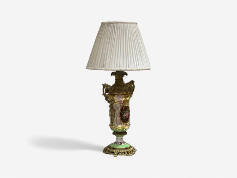 French Design, Gilt Bronze, Porcelain, Ornate Table Lamp, France, 19th C. - 2