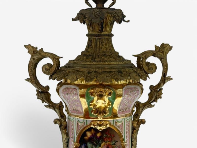 French Design, Gilt Bronze, Porcelain, Ornate Table Lamp, France, 19th C. - 6