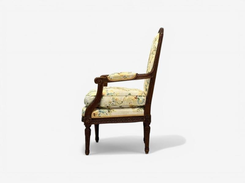 Louis XVI Style, Beechwood, Floral Fabric, Bergere Chairs, France, 1940s - 8