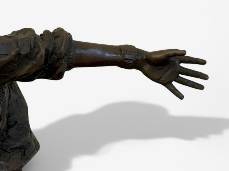 Mid-Century Modern, Bronze, Table-Top Sculpture, Break-dancer Statue, USA, 1980s - 7