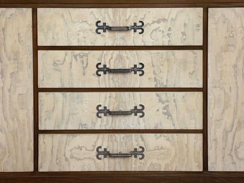 Tommi Parzinger, Mid-Century Modern, Walnut, Burl, Rare Sideboard, USA, 1960s - 6