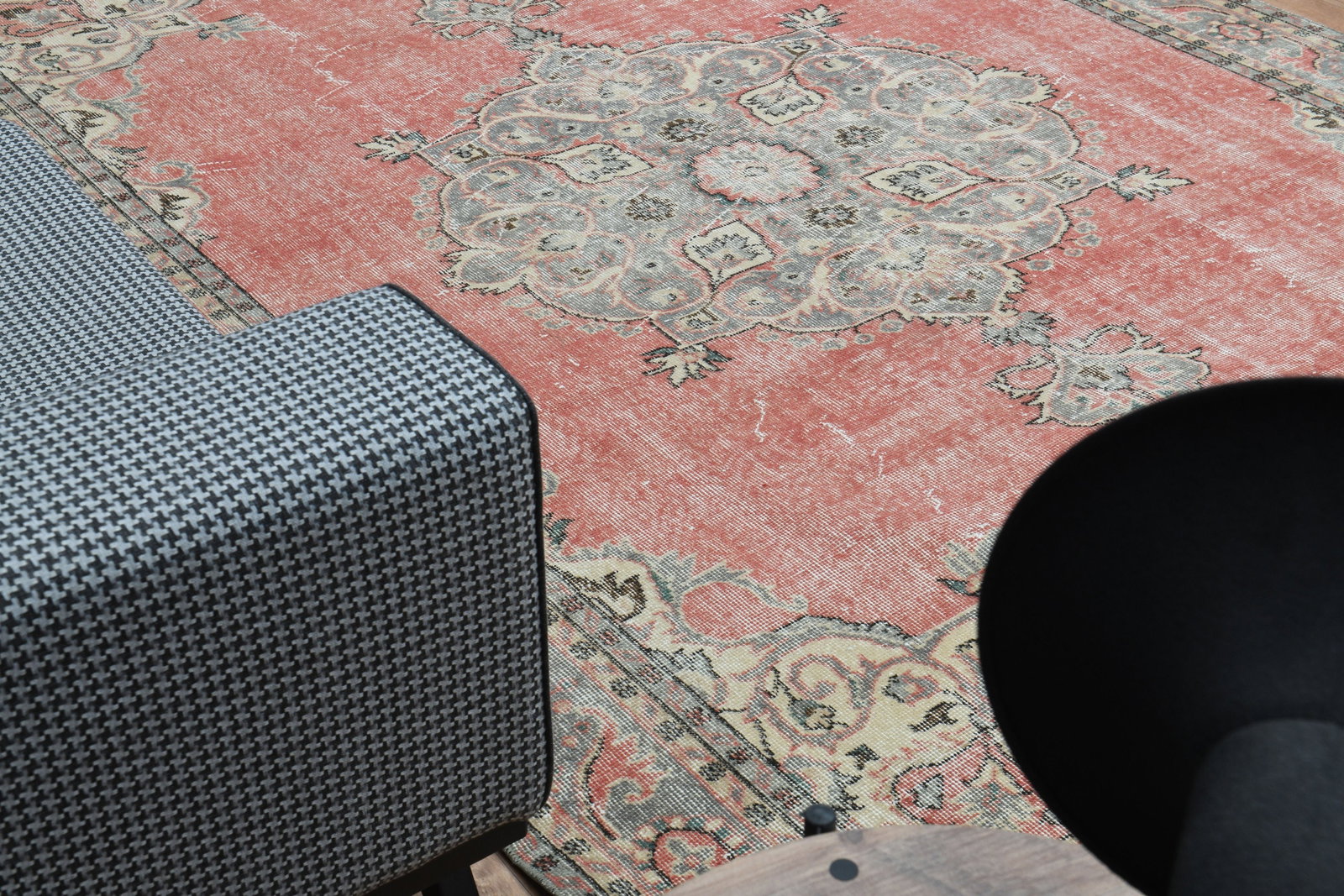 6.9x10.2 ft, Pink Turkish Rug Distressed Vintage - 14