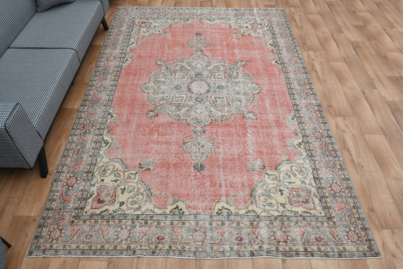 6.9x10.2 ft, Pink Turkish Rug Distressed Vintage: Title: 6.9x10.2 ft, Pink Turkish Rug Distressed Vintage Description: This Turkish one-of-a-kind Vintage Turkish Rug is hand-knotted and handwoven by the most skilled artisans who use pure wool, in mut
