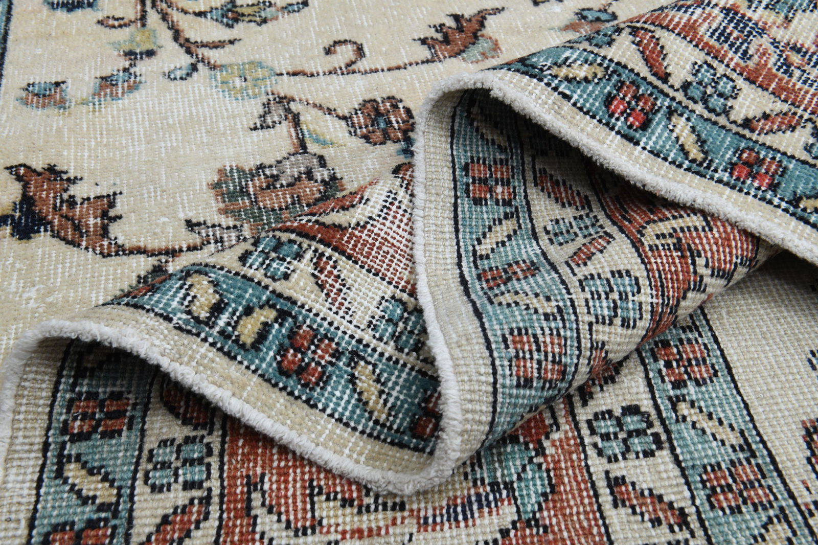 6'6x10'2 ft, COLORFUL, Vintgae Turkish Rug (1 of 17)