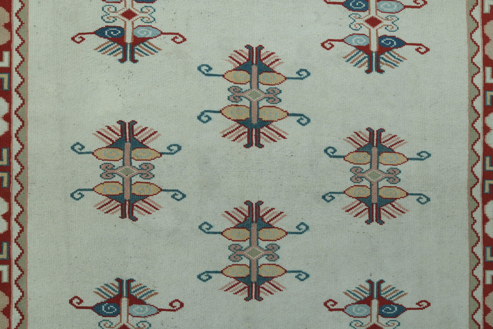 6x8'4 ft, RARE DESIGN - 2