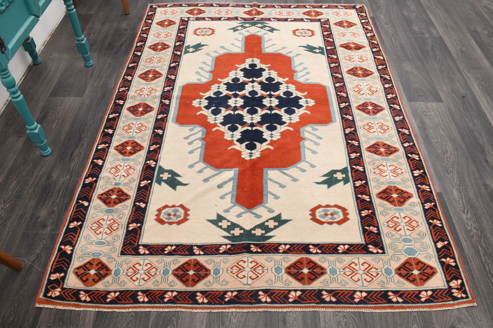 5.2x7 ft, SPECIAL TURKISH AREA Rug: Title: 5.2x7 ft, SPECIAL TURKISH AREA Rug Description: This Turkish one-of-a-kind Vintage Turkish Rug is hand-knotted and handwoven by the most skilled artisans who use pure wool, in muted, natural to
